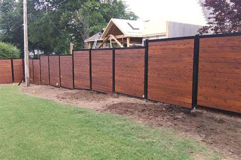How to Build a Horizontal Slat Fence (The Easy Way) .